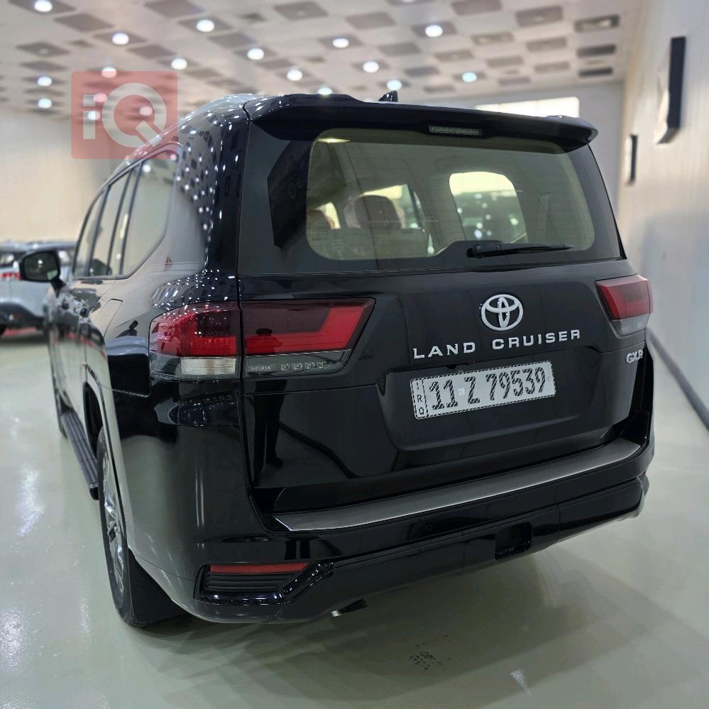 تويوتا لاندكروزر